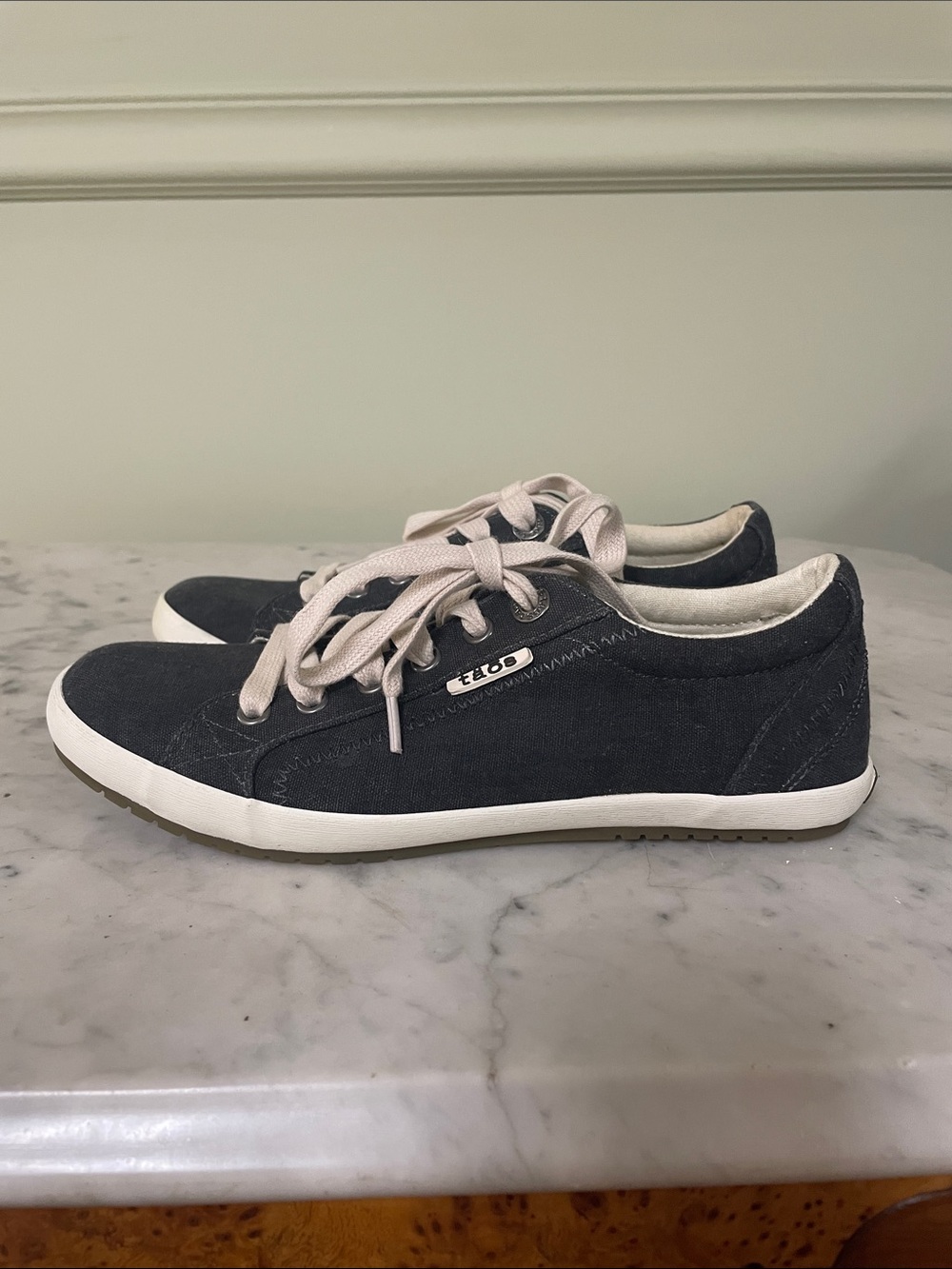Taos Star Charcoal Washed Canvas Sneakers with Light Laces